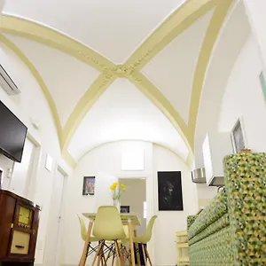 Ferienhaus Palazzo Clarenza Di San Domenico Italien